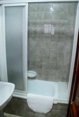 Hostal Pensi�n Residencia J. Lago