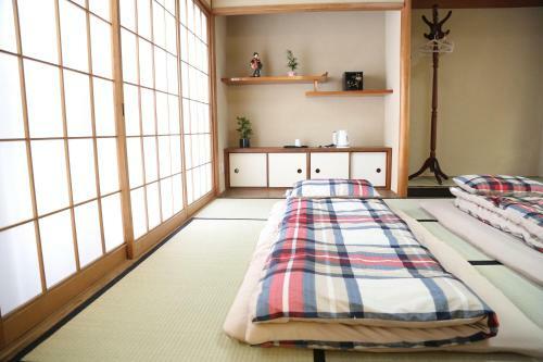 Hostal Maple House Namba Nippombashi