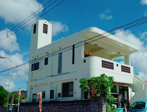 Hostal Marine & Guest House Chura