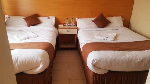 Pivot Hotel