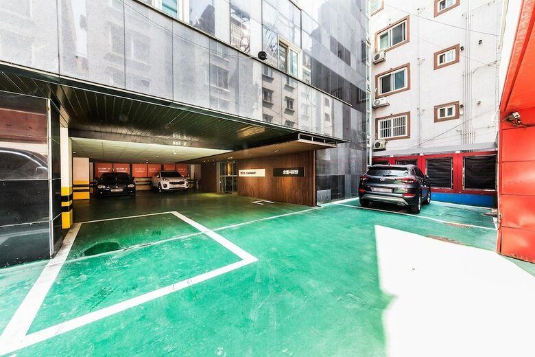 Charmant Hotel Suwon