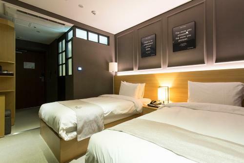 Vella Suite Hotel