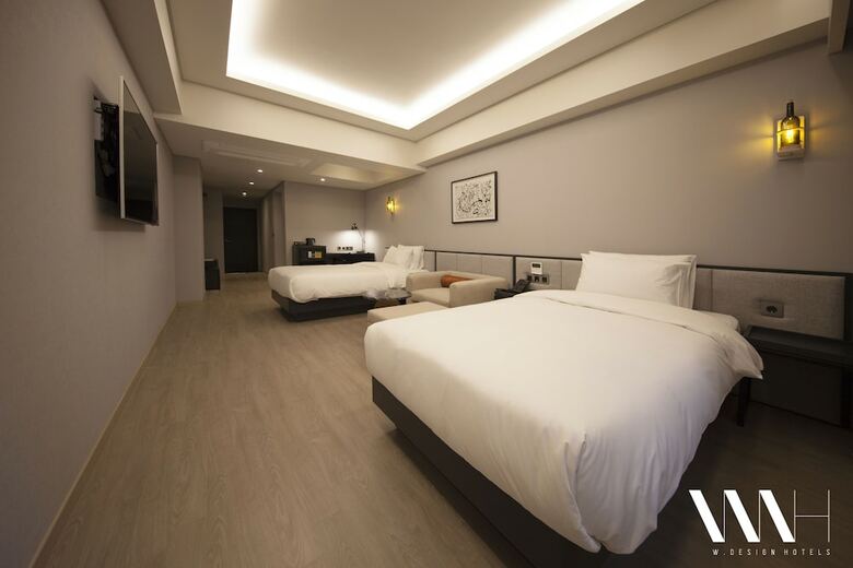 Hound Hotel Yeonsan