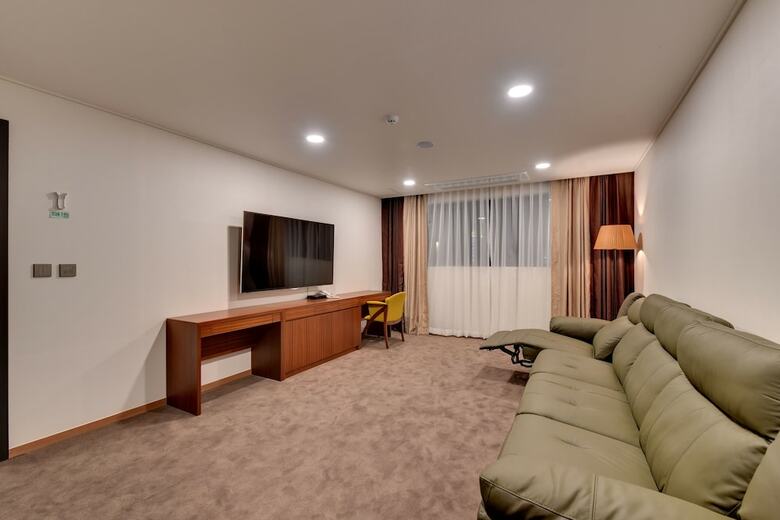 Sea Moon Tourist Hotel