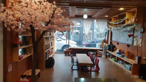 Hostal Yeo Haeng Gil Guest House