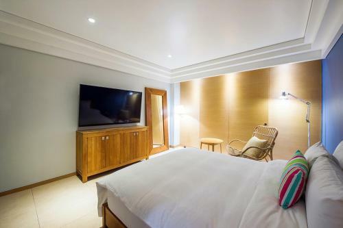 Soho Hotel Airport