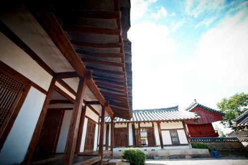 Hostal Seoakseowon