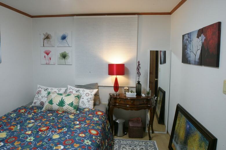 Hostal Refee House