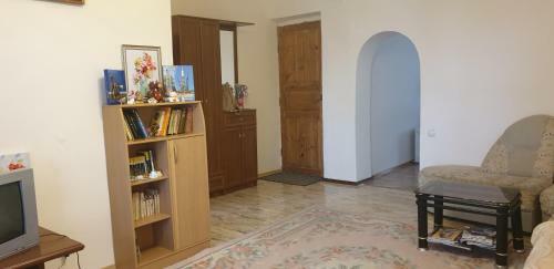 Apartment On Abaia 11