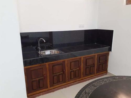 Hotel New Rest House - Mahiyanganaya