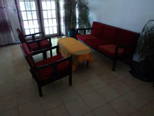 Hotel New Rest House - Mahiyanganaya