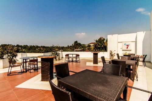 Hotel Saninro Residencies