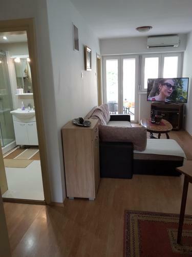 Bella Vista Apartments