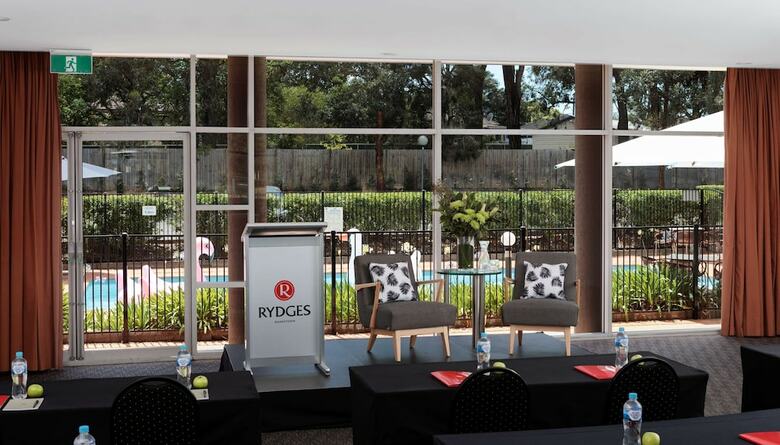 Hotel Rydges Bankstown