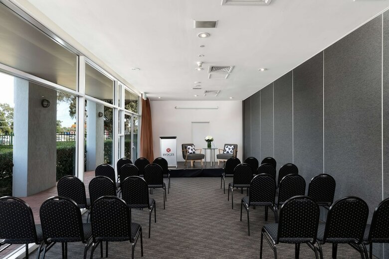 Hotel Rydges Bankstown
