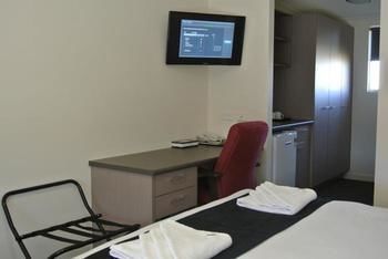 Dooleys Springsure Tavern & Motel