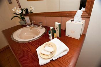 Tamborine Mountain Bed And Breakfast