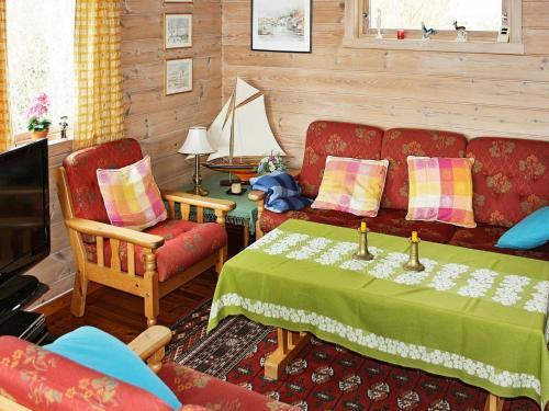 Four-bedroom Holiday Home In Mandal