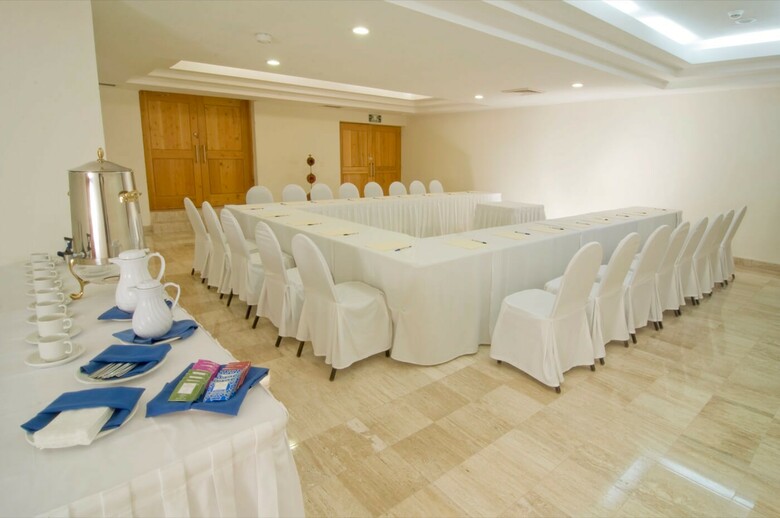 Hotel Oasis Palm - All Inclusive