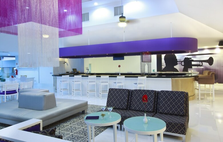 Hotel Krystal Canc�n