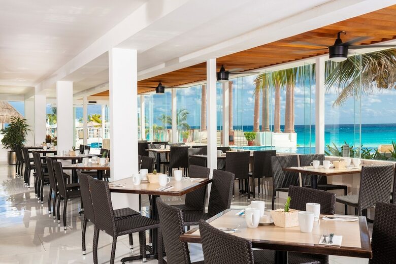 Hotel Krystal Canc�n