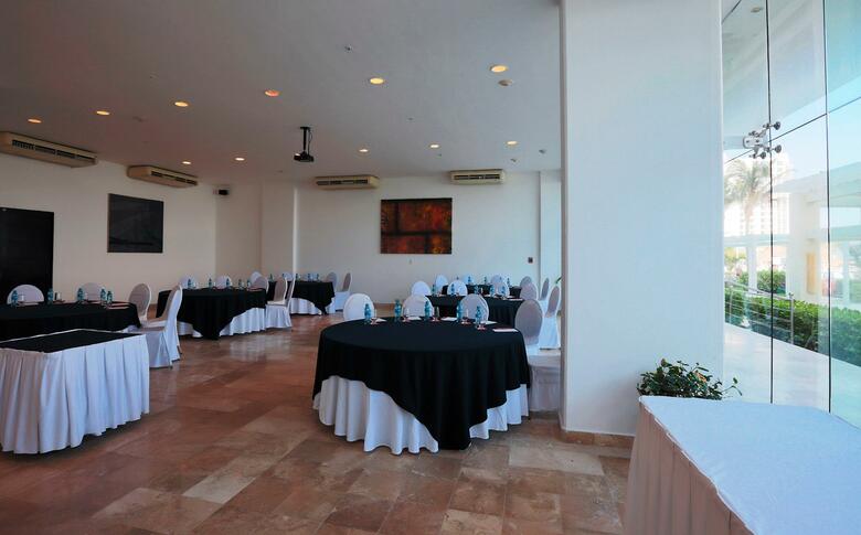 Hotel Krystal Canc�n