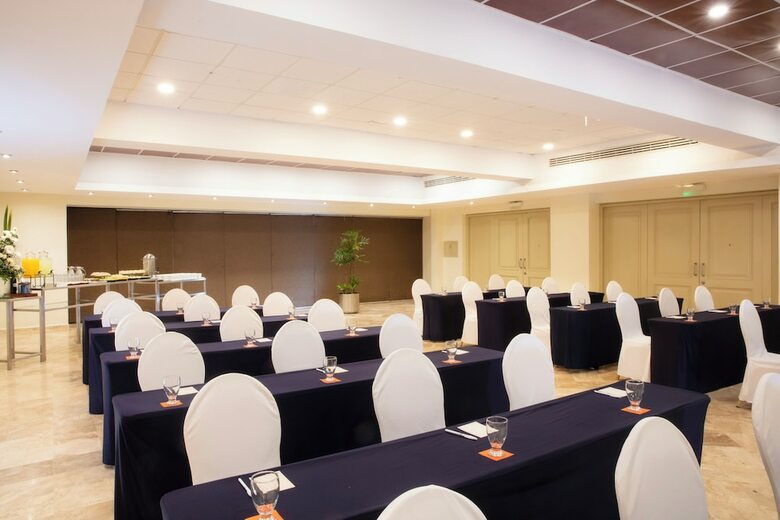Hotel Krystal Canc�n