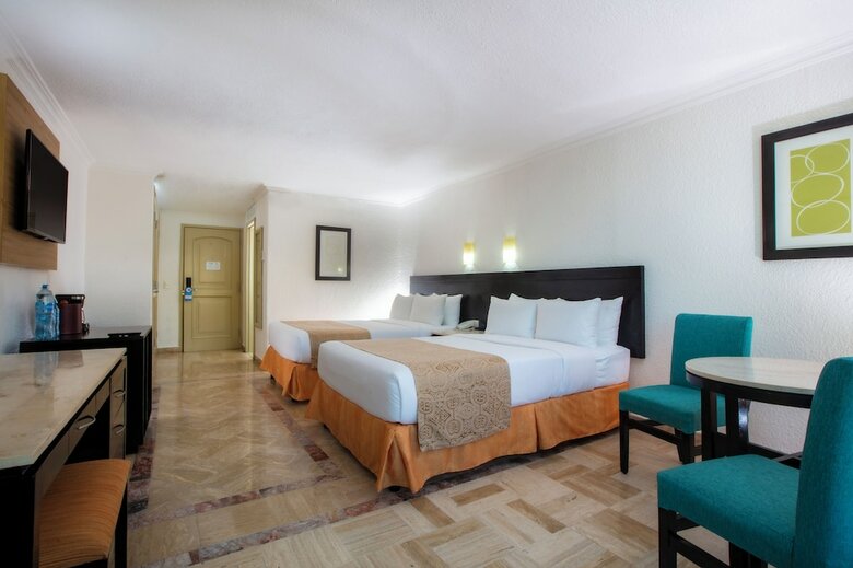 Hotel Krystal Canc�n