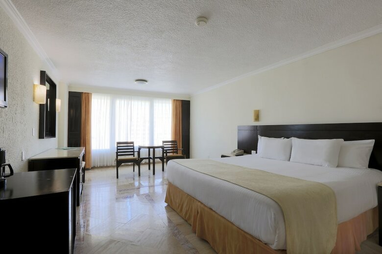 Hotel Krystal Canc�n