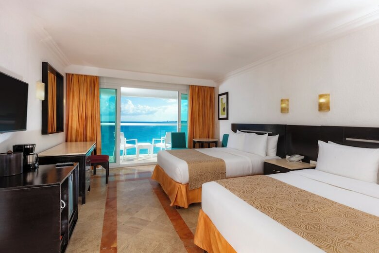 Hotel Krystal Canc�n