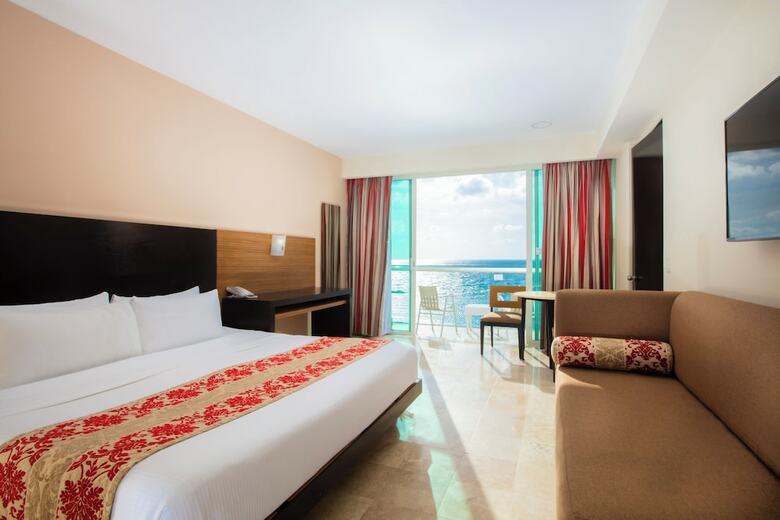 Hotel Krystal Canc�n
