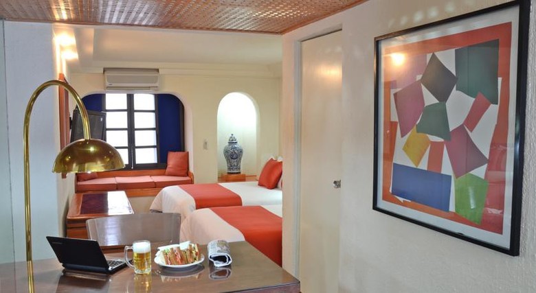 Hotel Misi�n Express Zona Rosa