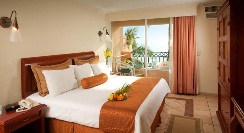 Hotel Golden Crown Paradise