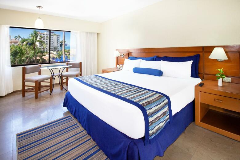 Hotel Plaza Pelicanos Grand Beach Resort