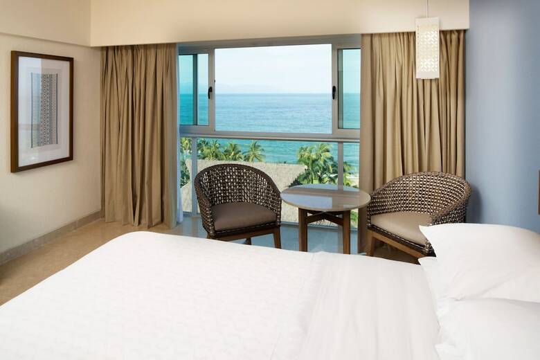 Hotel Sheraton Buganvilias Resort And Convention Center