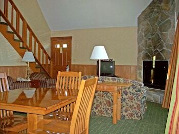Hotel Crowne Plaza Lake Placid Resort