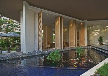 Hotel Maile Sky Court