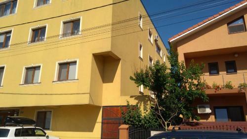 Apartamento Yvo Lioness & Mamaia Nord
