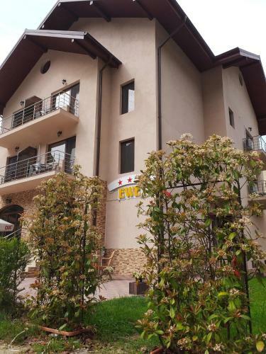 Hostal Pensiunea Ewe