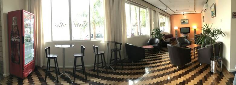 Hotel Ibi�