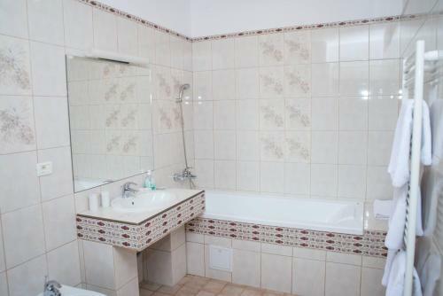 Hostal Popasul Caprioarei