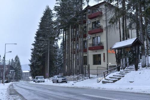 Hostal Edy's Royal Predeal