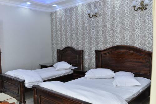 Hostal Edy's Royal Predeal