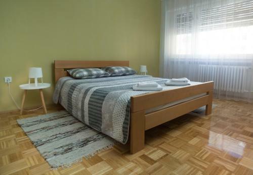 Apartment Rose 11