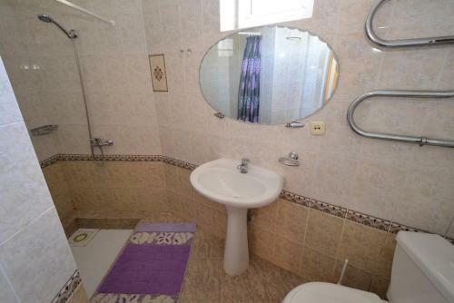 Hostal Guest House Na Pervomayskoy