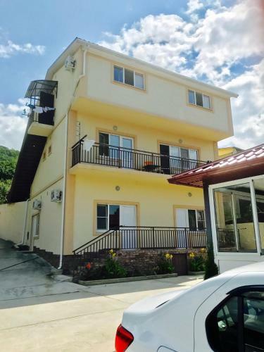 Hostal Guest House Inessa