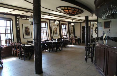 Hotel Volkhov Most