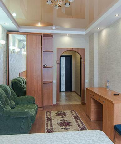 Hotel Pyaterochka Lux