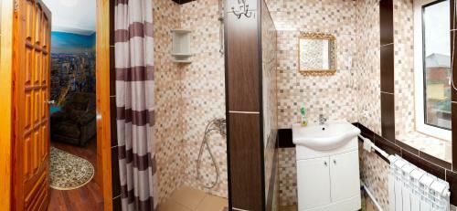Hostal Usadba Guest House