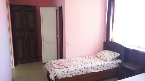 Hostal Maria Amore Inn